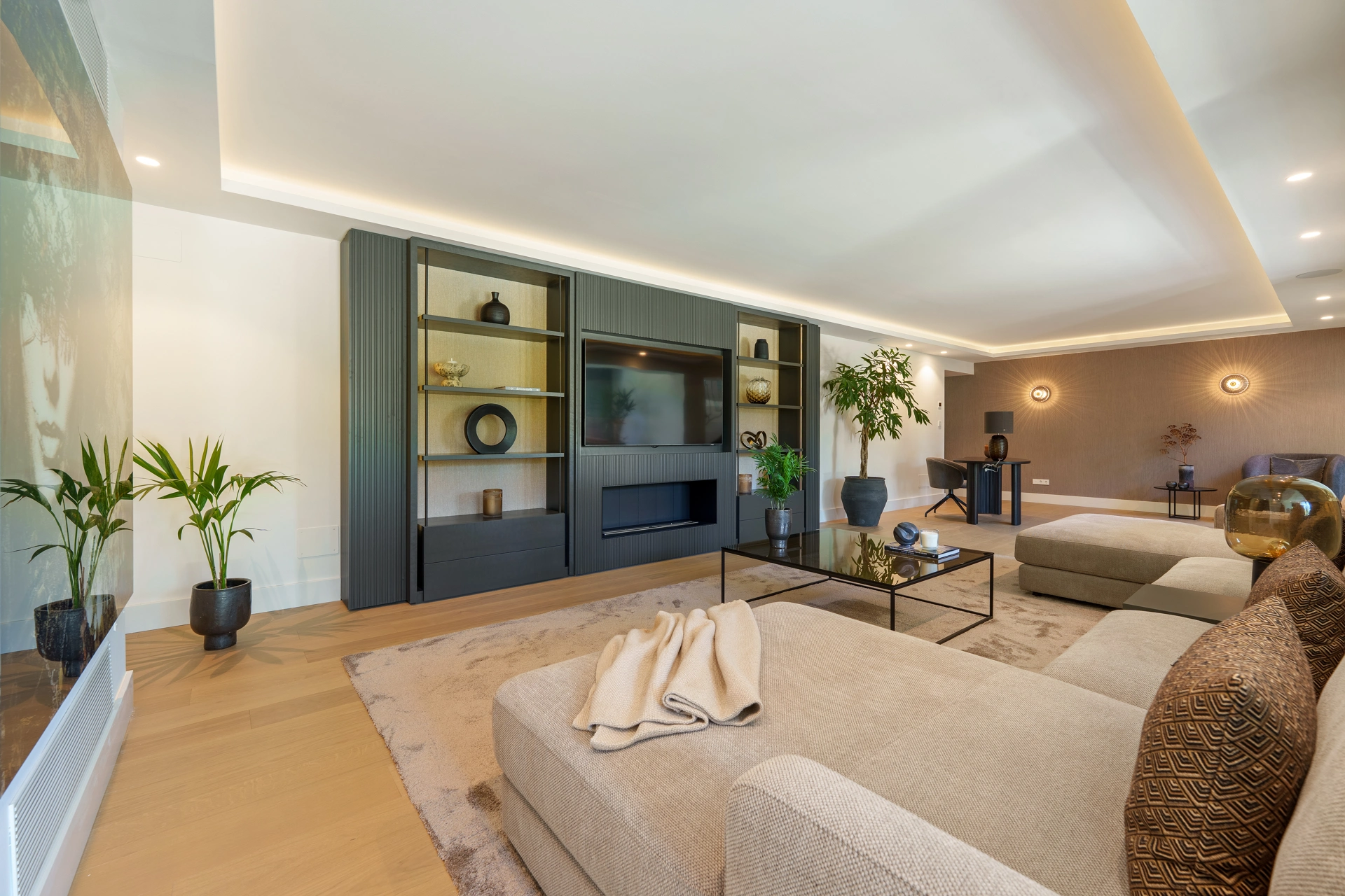 Villa en venta en Nueva Andalucia, Marbella