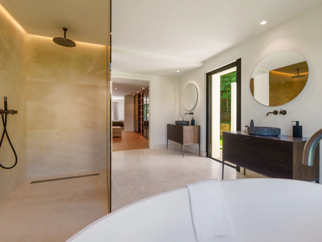 Tu Oasis Privado de Lujo Escandinavo en Las Brisas