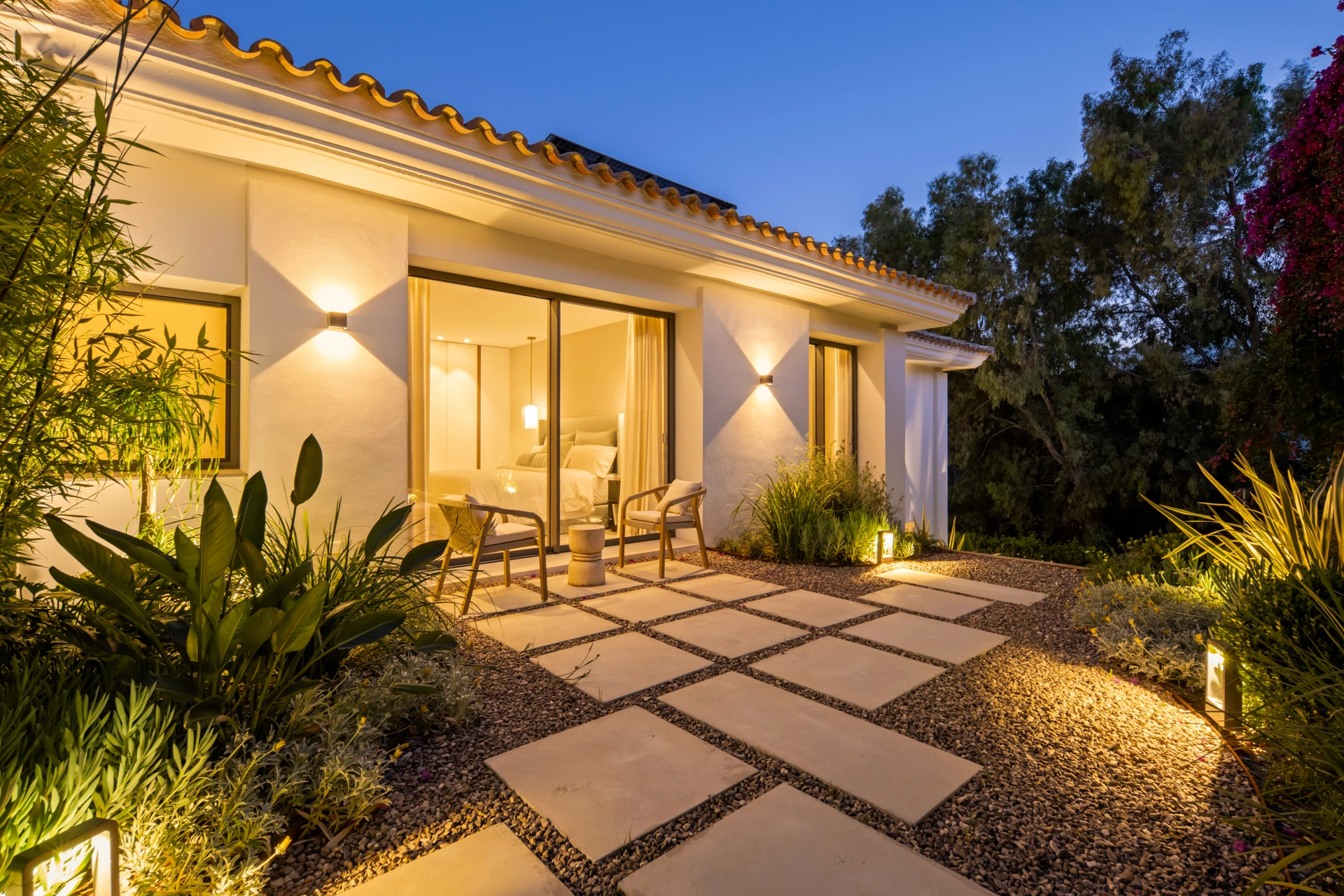 Villa en venta en El Herrojo, Benahavis