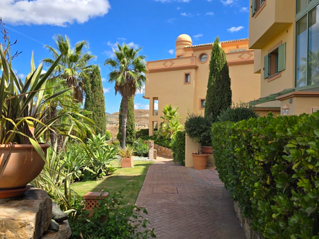 Ground-Floor Living with a Private Garden in Los Flamingos
