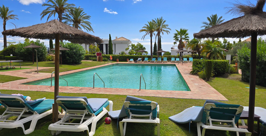 Vivir en Planta Baja con Jardín Privado en Los Flamingos