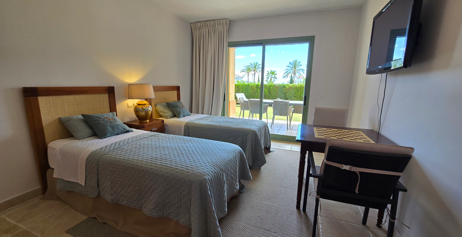 Vivir en Planta Baja con Jardín Privado en Los Flamingos