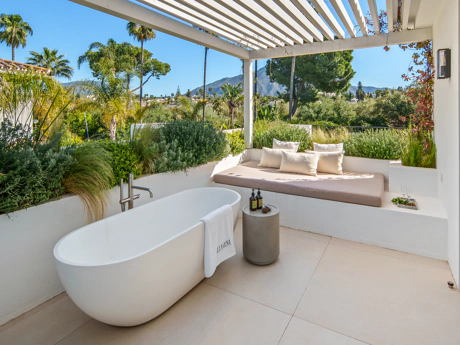Obra Maestra Frente al Golf en Marbella