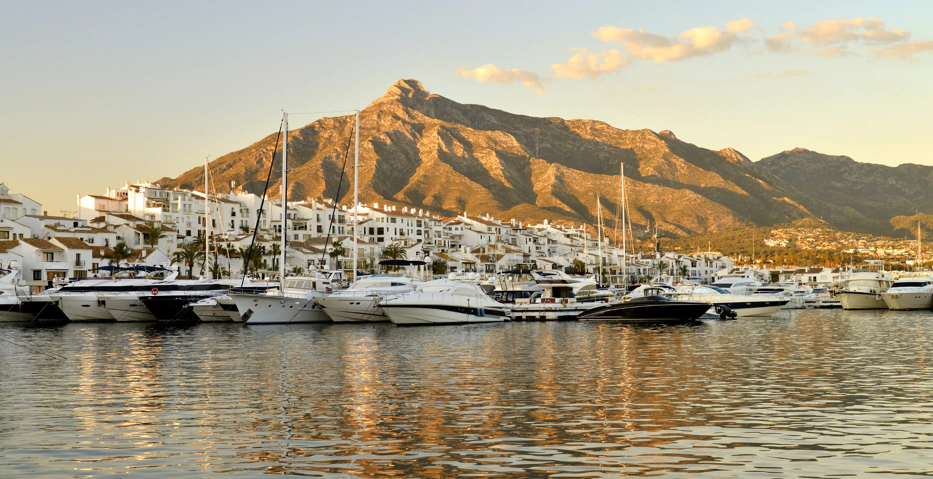 El Lienzo para una Residencia Excepcional en Marbella