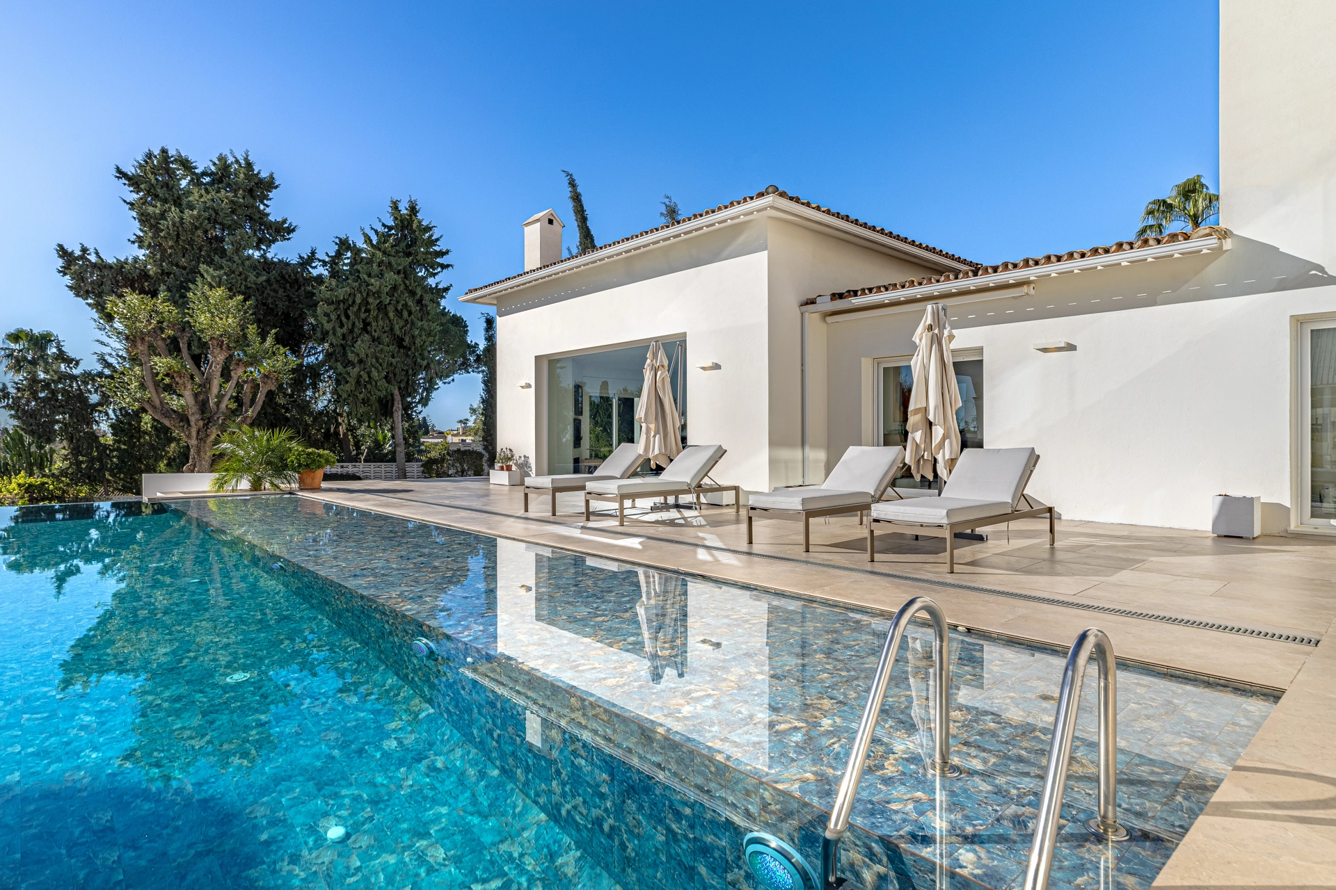 Villa for sale in Guadalmina Alta, San Pedro de Alcantara