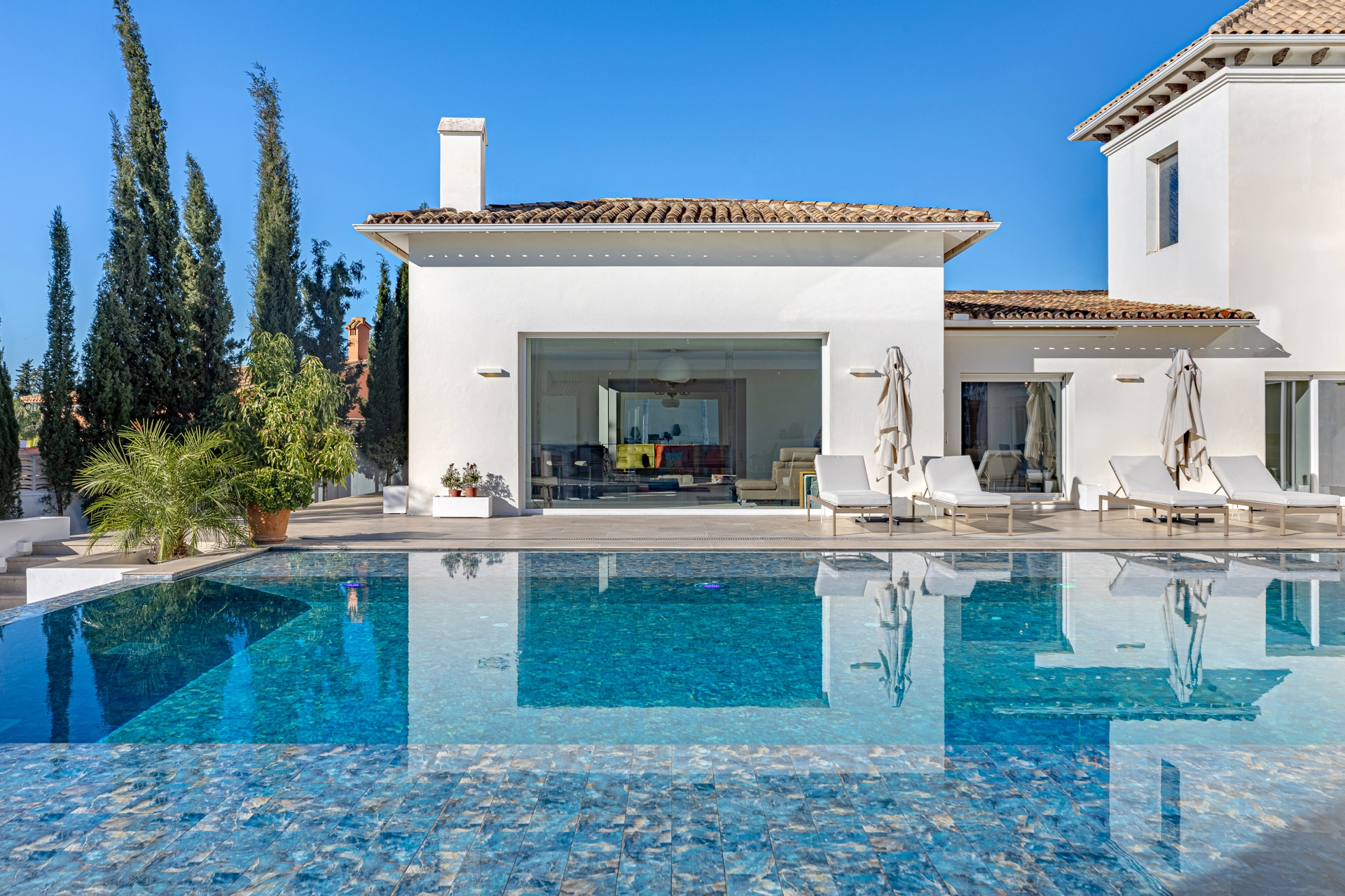 Villa for sale in Guadalmina Alta, San Pedro de Alcantara