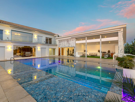 Exceptional Luxury Villa in Guadalmina Alta