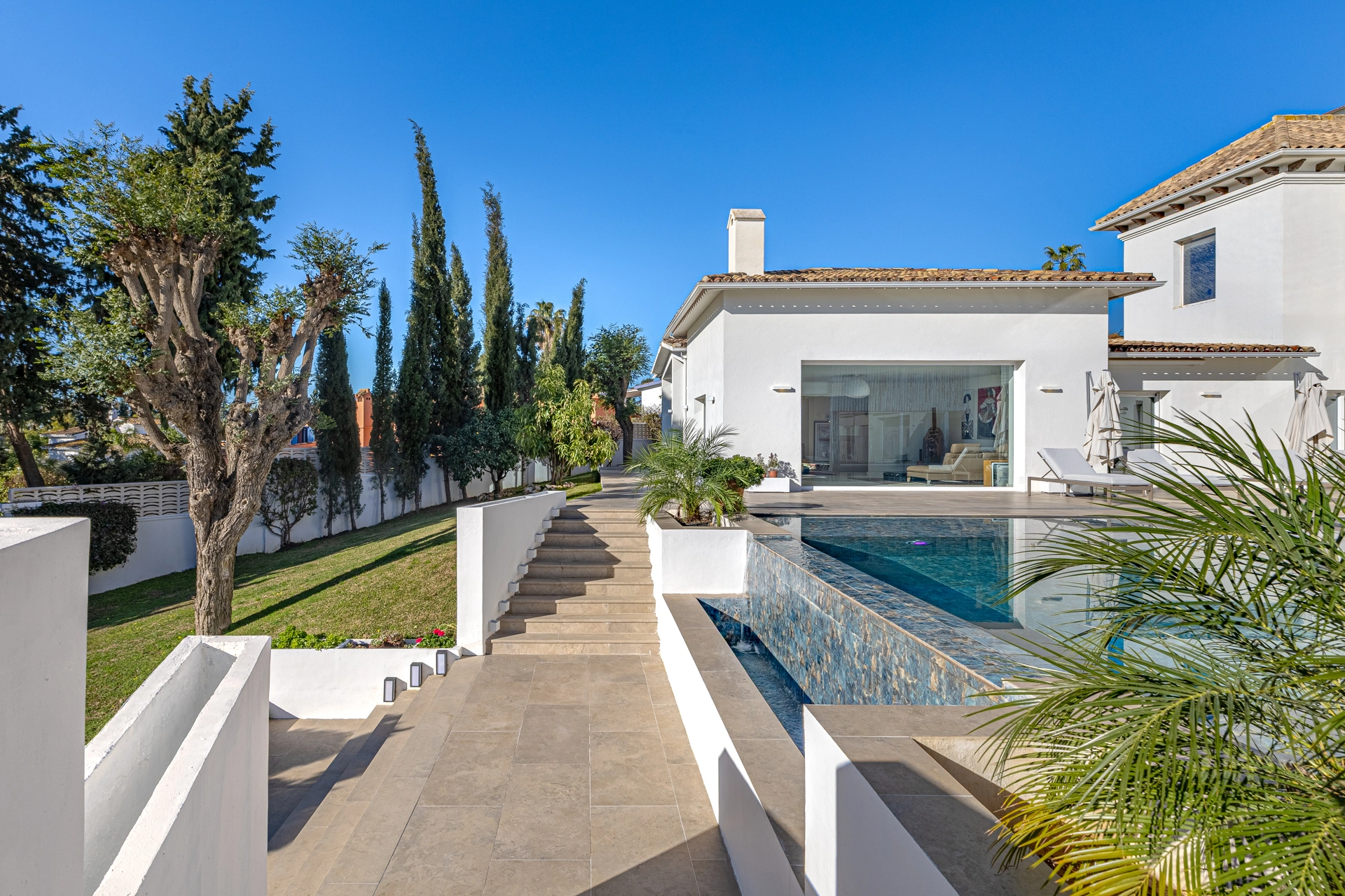 Villa for sale in Guadalmina Alta, San Pedro de Alcantara