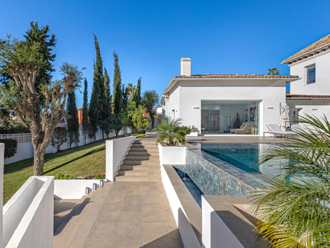 Exceptional Luxury Villa in Guadalmina Alta