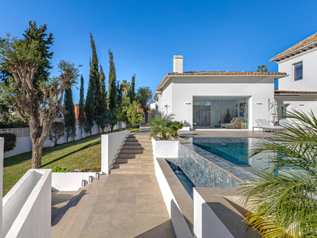 Exceptional Luxury Villa in Guadalmina Alta