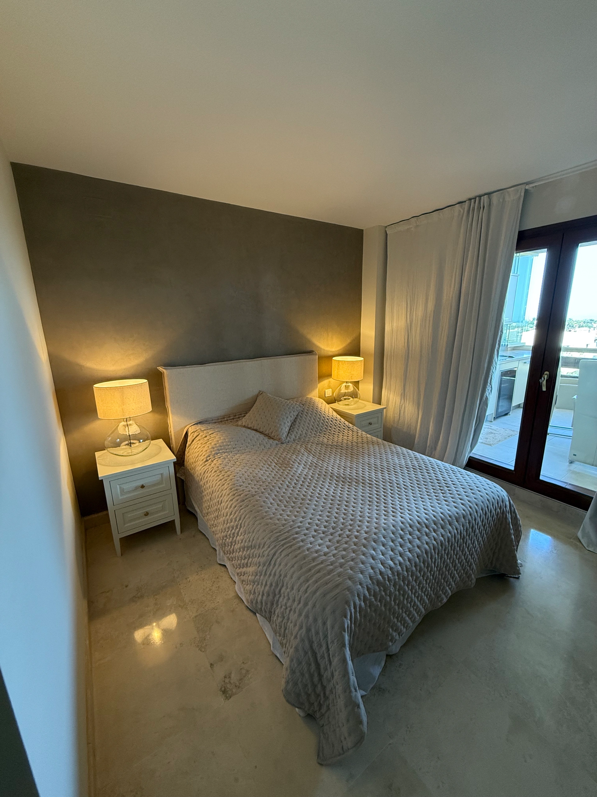 Apartment for sale in Benavista, Estepona East