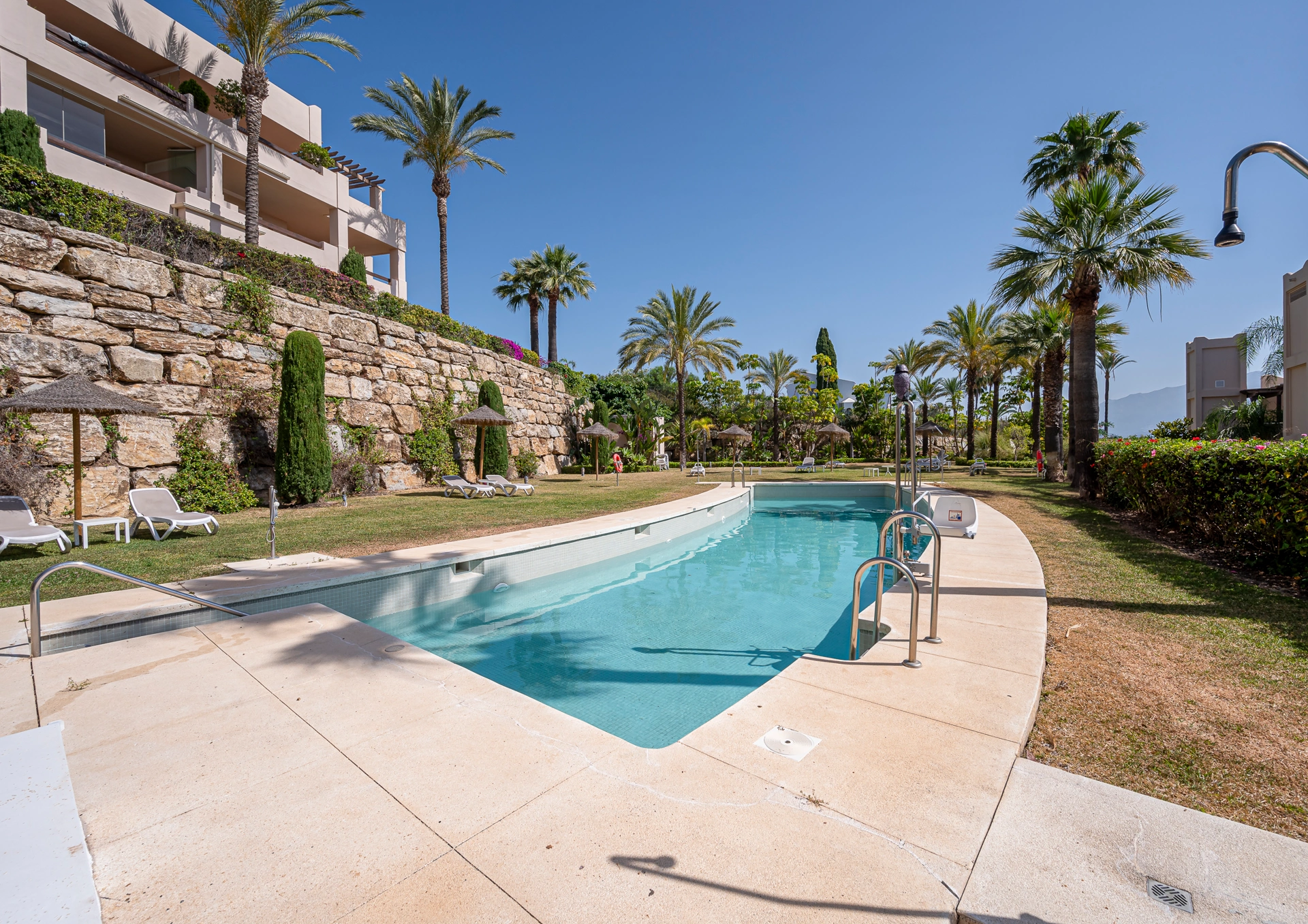 Apartment for sale in Benavista, Estepona East