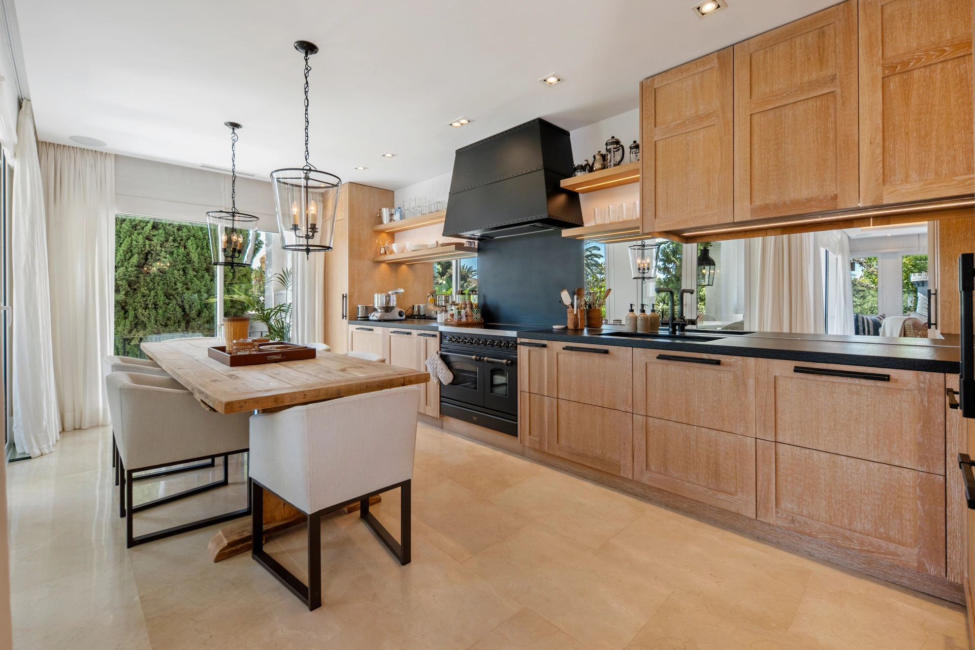 Apartment for sale in Marbella Golden Mile