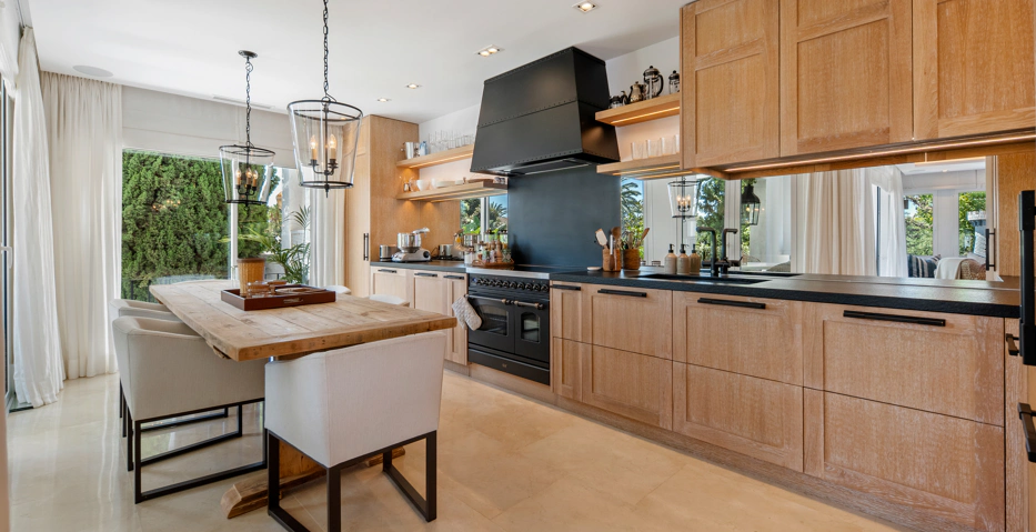 Elegant One-Bedroom Apartment in Puente Romano, Marbella’s Golden Mile