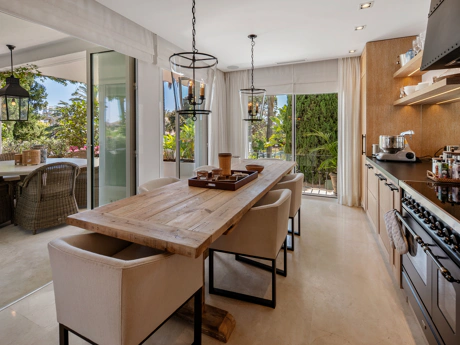 Elegant One-Bedroom Apartment in Puente Romano, Marbella’s Golden Mile