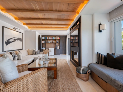 Elegant One-Bedroom Apartment in Puente Romano, Marbella’s Golden Mile