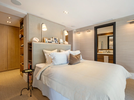 Elegant One-Bedroom Apartment in Puente Romano, Marbella’s Golden Mile