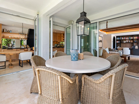 Elegant One-Bedroom Apartment in Puente Romano, Marbella’s Golden Mile