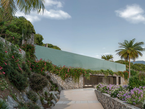 Luxury Living in the Heart of Estepona
