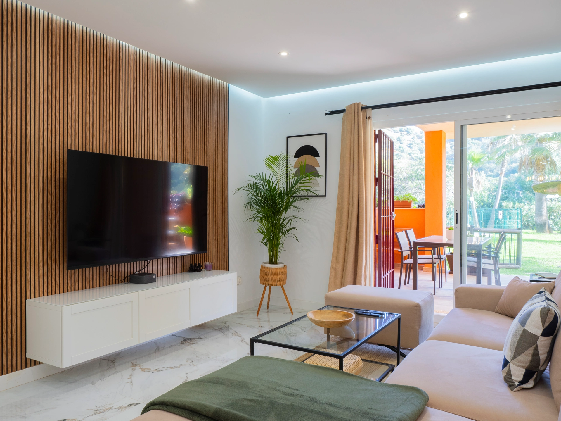 Ground Floor Apartment for rent in La Reserva de Marbella, Marbella East