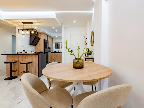Recently renovated ground floor apartment with private garden in La Reserva de Marbella, front line golf, terrace, and communal pool.