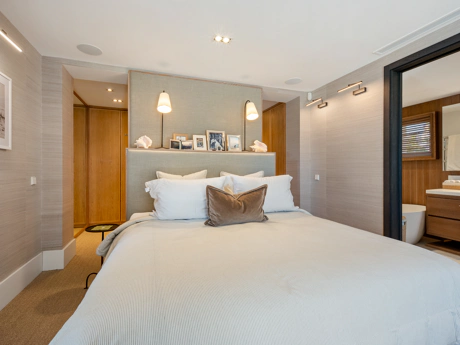 Elegant One-Bedroom Apartment in Puente Romano, Marbella’s Golden Mile