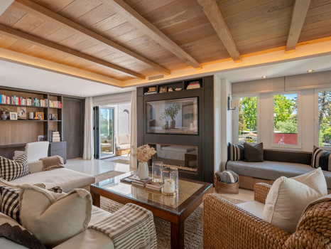Elegant One-Bedroom Apartment in Puente Romano, Marbella’s Golden Mile