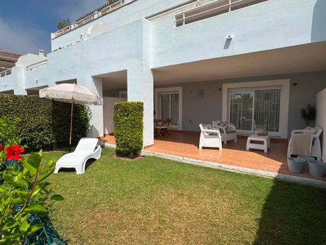 Elegant 2-Bedroom Ground Floor Apartment with Private Garden in Cortijo del Mar, El Paraíso