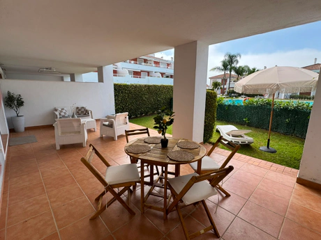 Elegant 2-Bedroom Ground Floor Apartment with Private Garden in Cortijo del Mar, El Paraíso