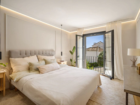 4 Bedrooms - Sea Views - Blend of Andalusian Heritage and Nordic Sophistication on the Golden Mile