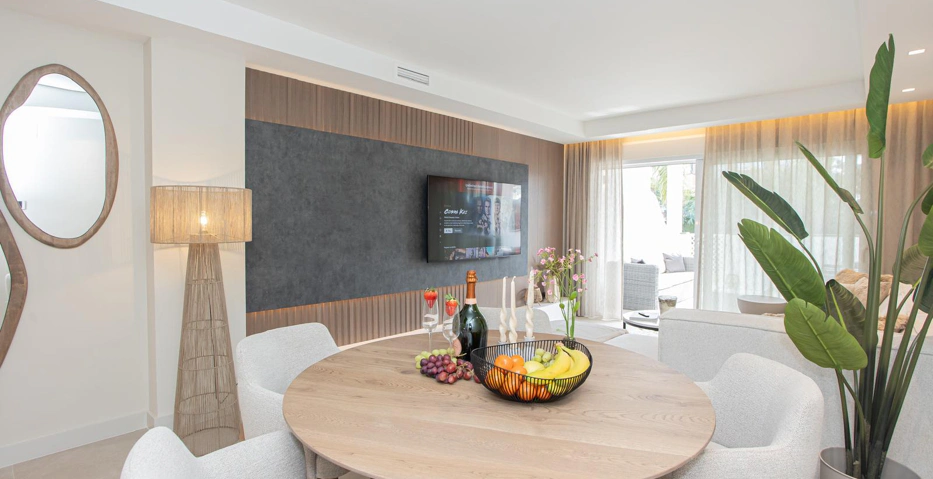 Moderno Apartamento de 3 Dormitorios en Planta Baja | Junto a la Playa entre Puerto Banús y San Pedro