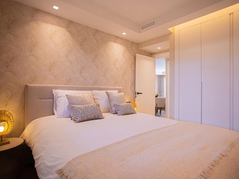 Modern 3-Bedroom Ground Floor Apartment Steps from the Beach in San Pedro de Alcántara