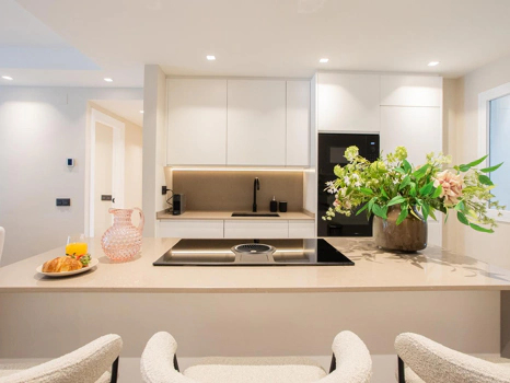 Modern 3-Bedroom Ground Floor Apartment Steps from the Beach in San Pedro de Alcántara