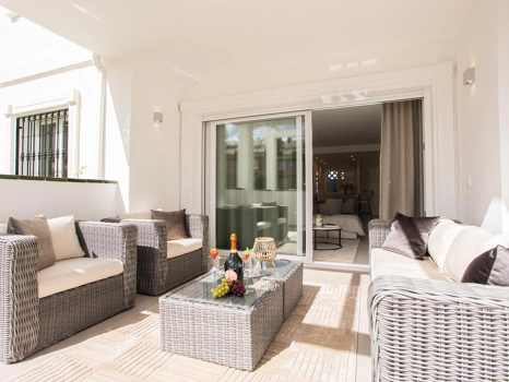 Modern 3-Bedroom Ground Floor Apartment Steps from the Beach in San Pedro de Alcántara