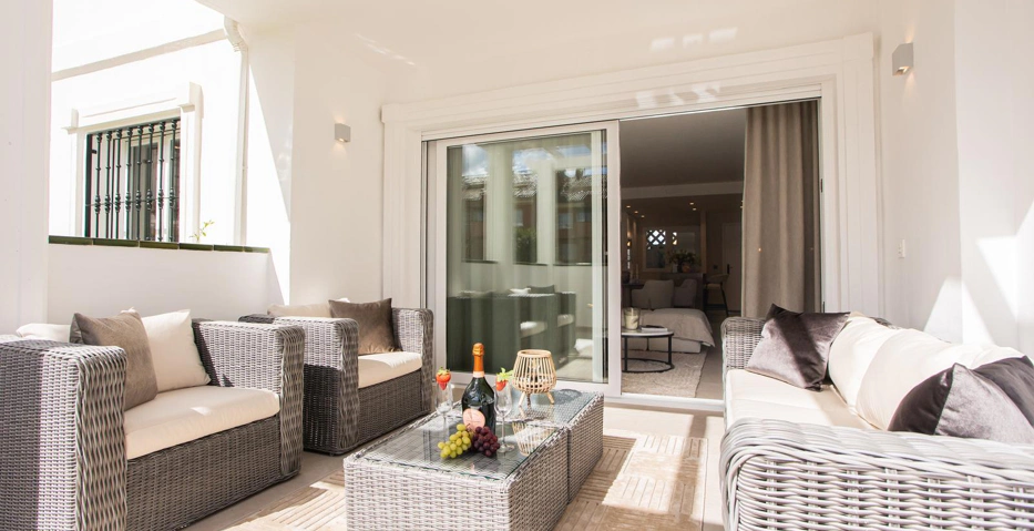 Moderno Apartamento de 3 Dormitorios en Planta Baja | Junto a la Playa entre Puerto Banús y San Pedro