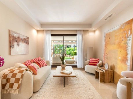 Attractive Apartment in La Medina de Banús, Nueva Andalucía