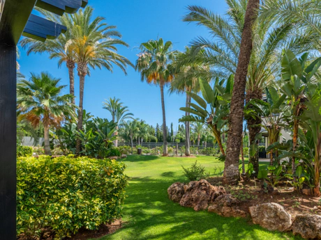 Attractive Apartment in La Medina de Banús, Nueva Andalucía