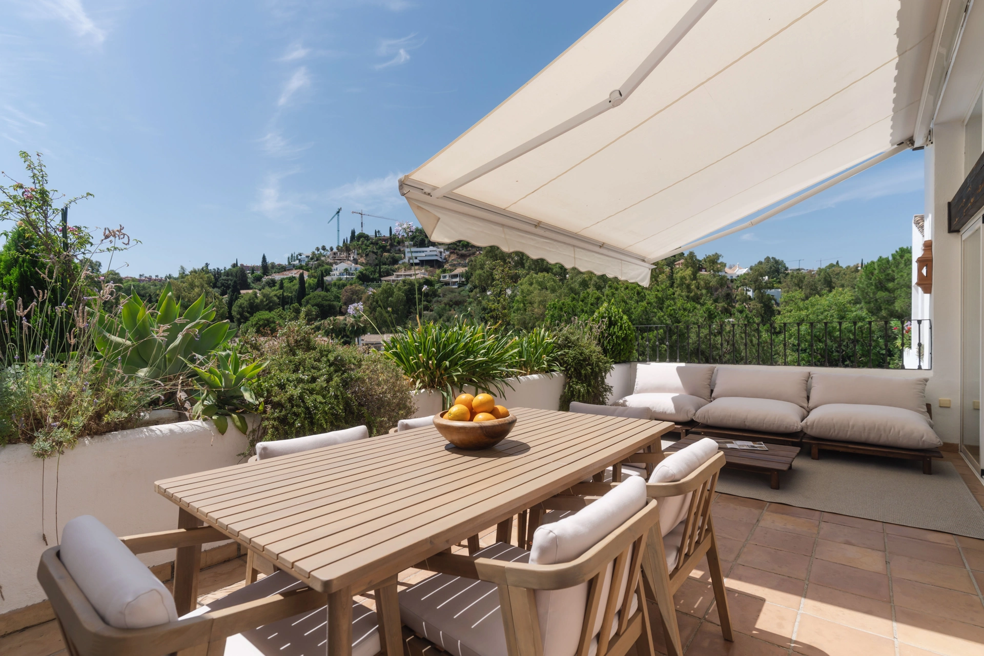 Town House for rent in Eagles Village, Benahavis
