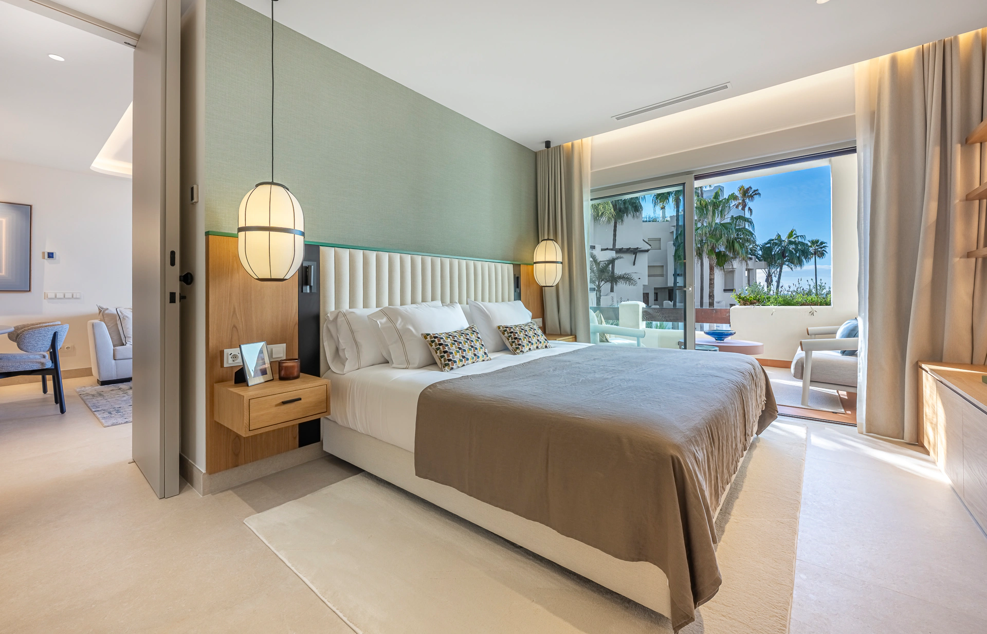 Apartment for sale in Bahía del Velerín, Estepona East