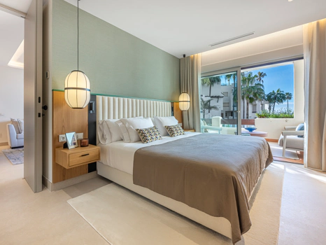 Exclusive Beachfront Apartment in Bahía del Velerín, Estepona