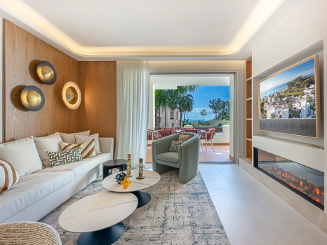 Exclusive Beachfront Apartment in Bahía del Velerín, Estepona