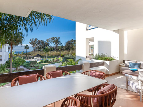 Exclusive Beachfront Apartment in Bahía del Velerín, Estepona