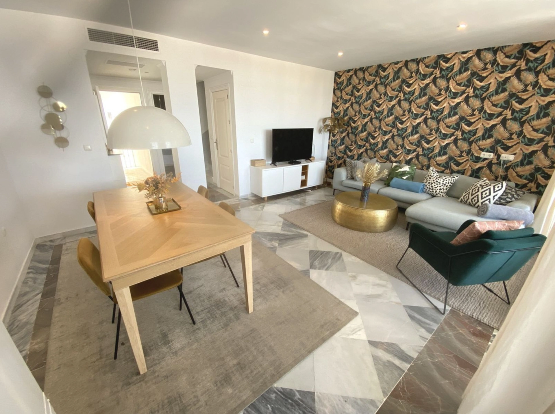 Duplex Penthouse for sale in Nueva Andalucia, Marbella