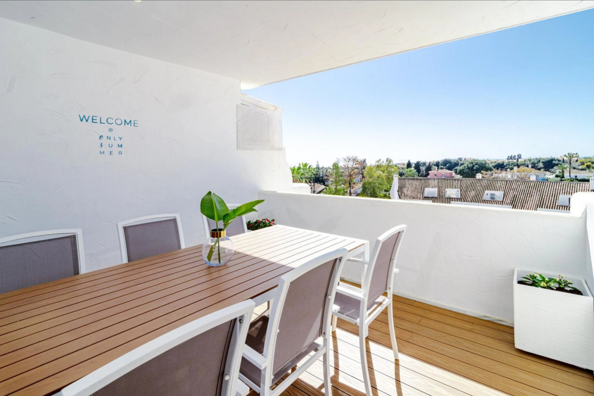 Duplex Penthouse for sale in Nueva Andalucia, Marbella