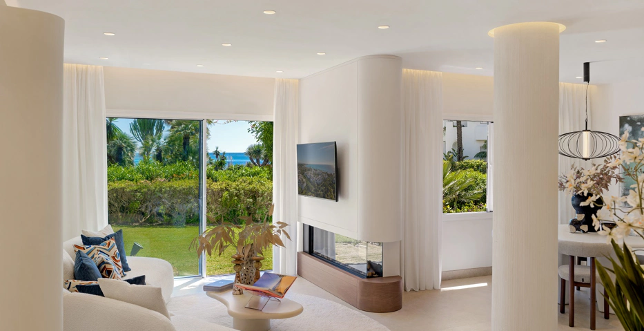 Beachside Ground Floor Apartment in Costalita, Estepona