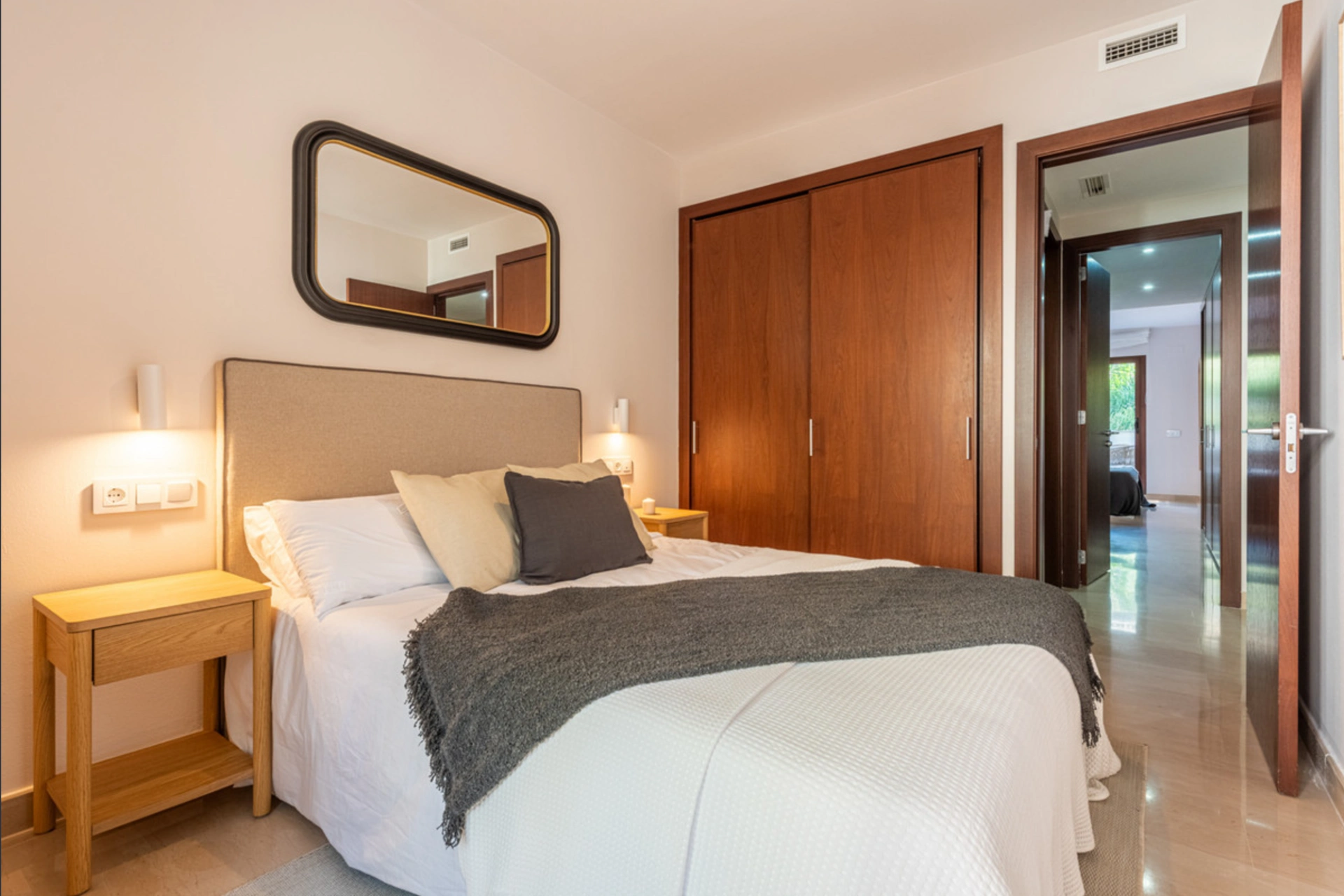 Apartment for sale in Nueva Andalucia, Marbella