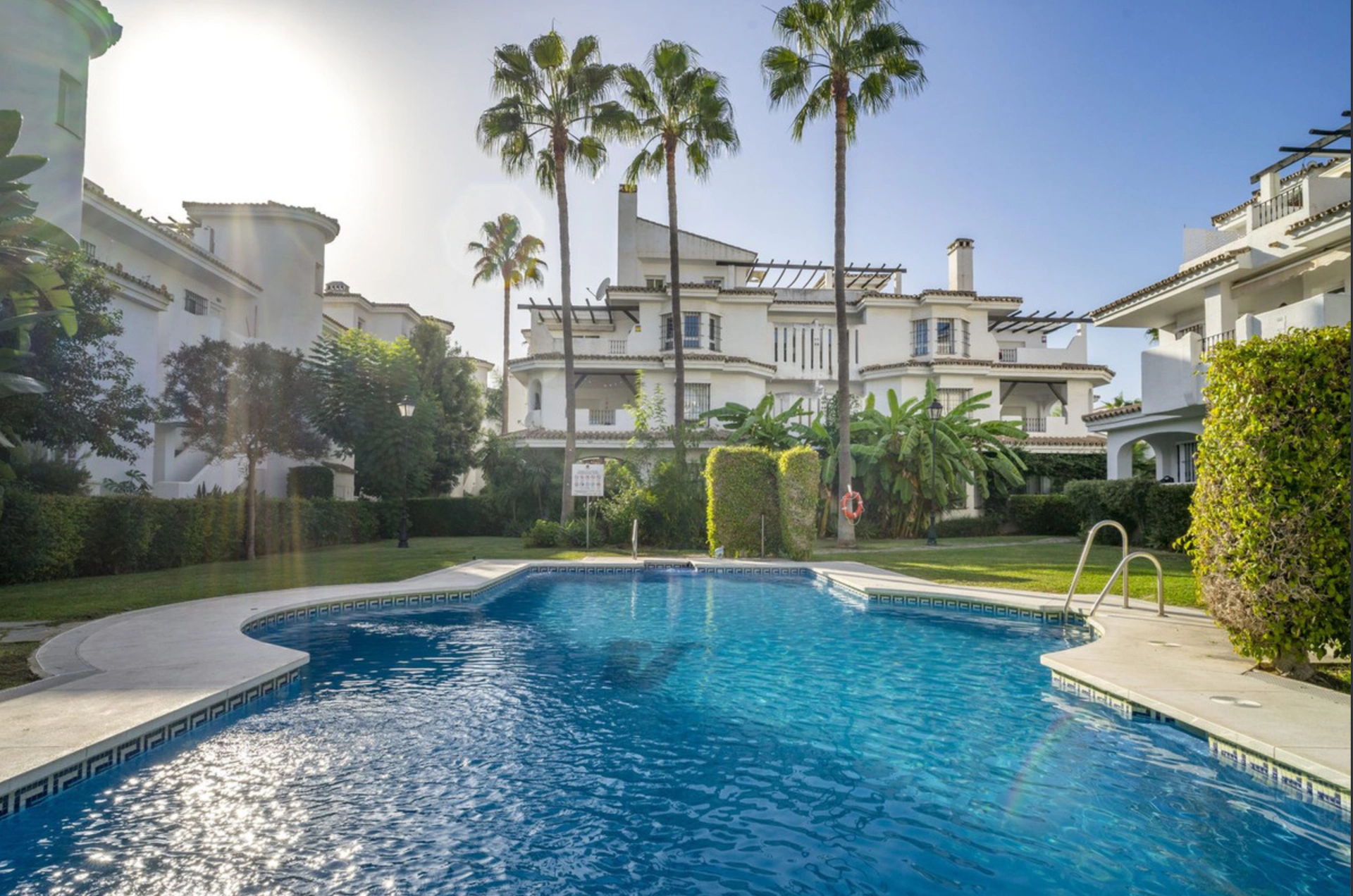 Ground Floor Apartment for sale in Nueva Andalucia, Marbella