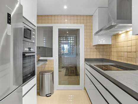 Charming Ground-Floor Apartment in Nueva Andalucía