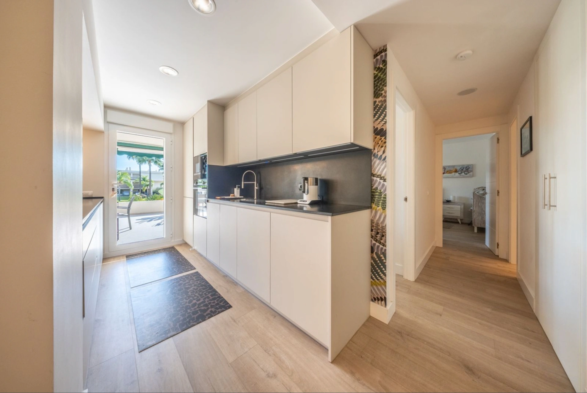 Ground Floor Apartment for sale in Nueva Andalucia, Marbella