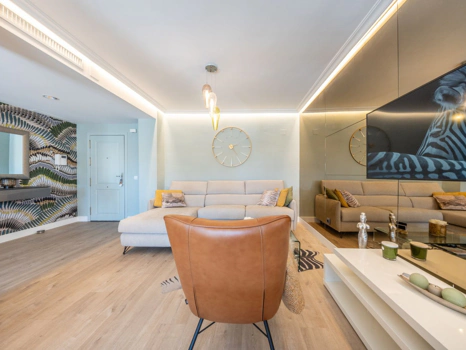 Stylish Renovated Apartment in Lorcrimar, Nueva Andalucía